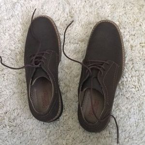 Dress shoes